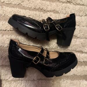 Chic Black Double Strap Heels